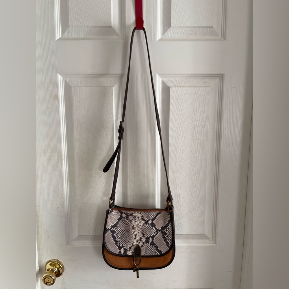 The Sak Crossbody bag